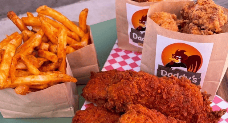 You are currently viewing PASADENA-BASED DADDY’S CHICKEN SHACK IS HUNGRY FOR EXPANSION